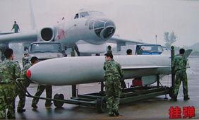 国产轰炸机发射导弹视频,展现我国空中力量新高度