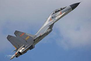 国产歼击机展示视频